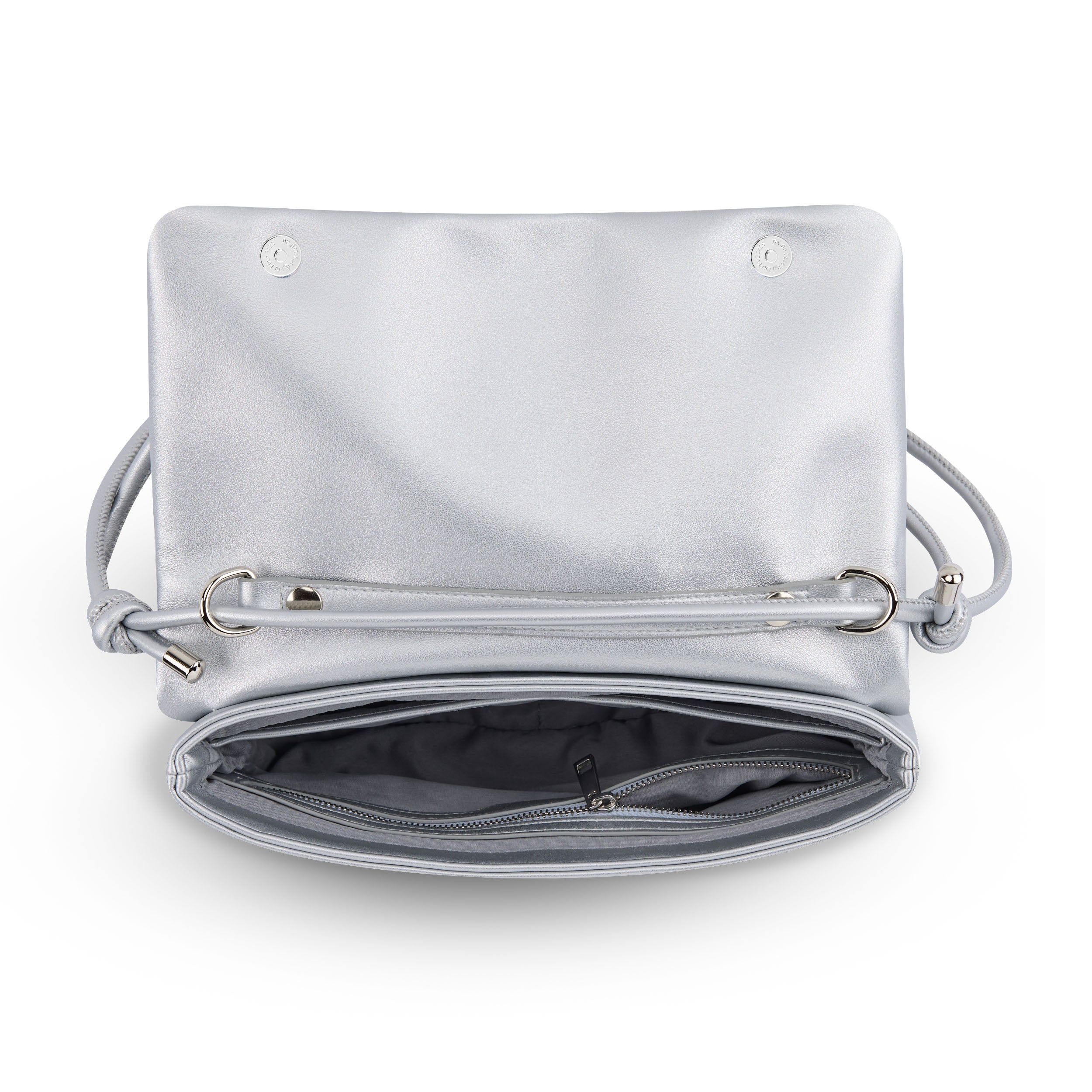 Silberne Clutch 'Juliette' mit offenem Reißverschlussfach und verstellbarem Schulterriemen