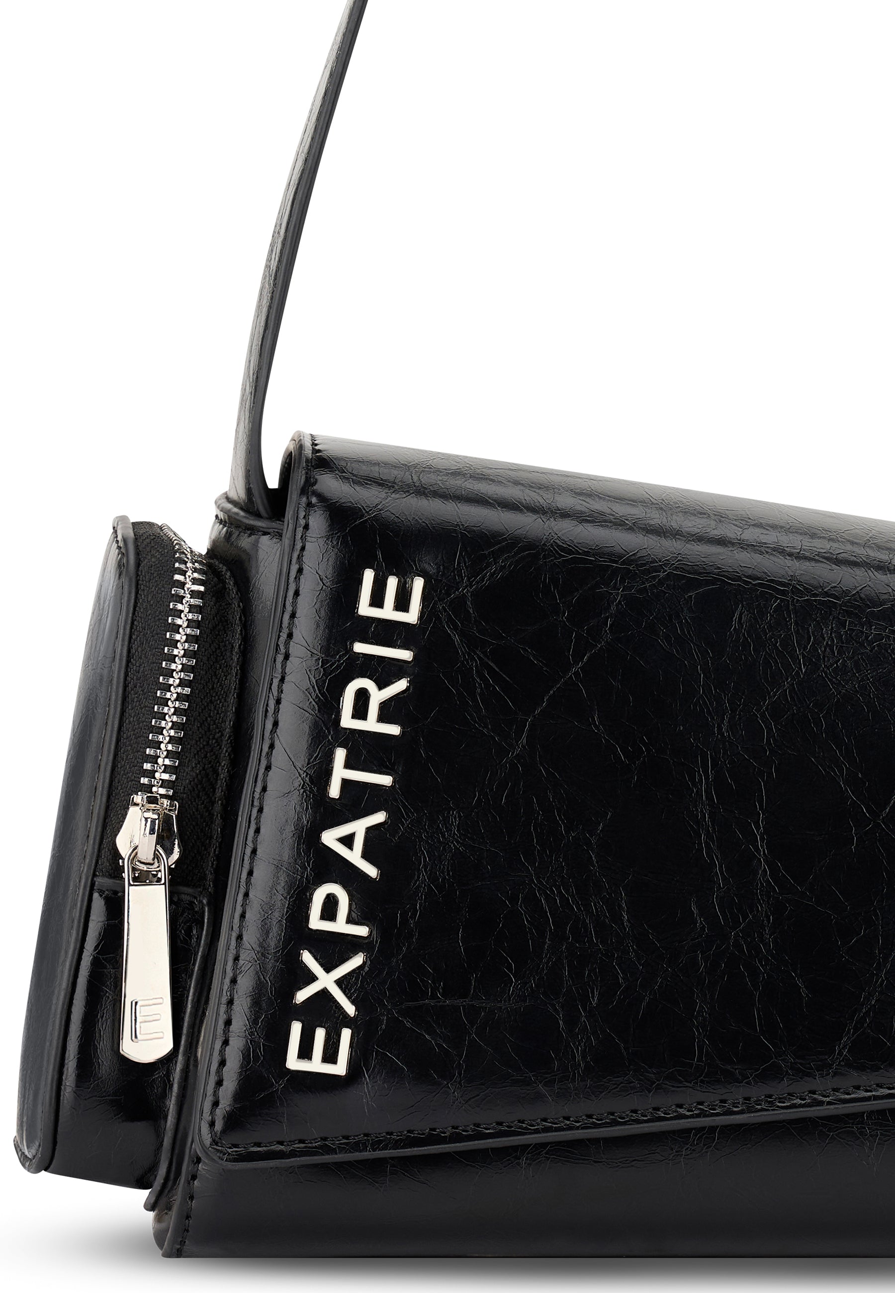 Schwarze 'GRACE' Handtasche von Expatrié mit silbernem Reißverschluss und Logo