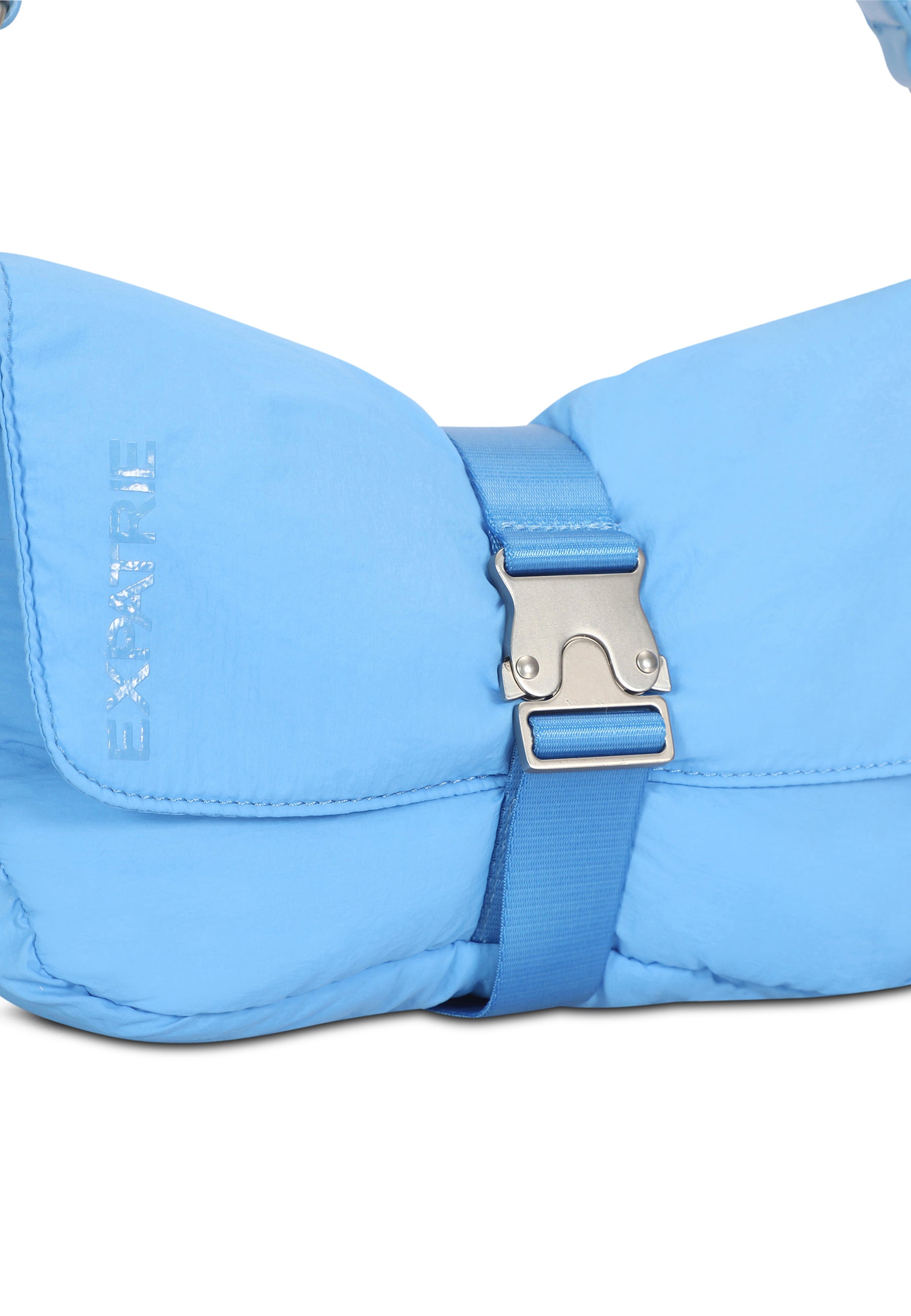 Bobby Handtasche in Blau mit polsterndem Material und silberner Schnalle