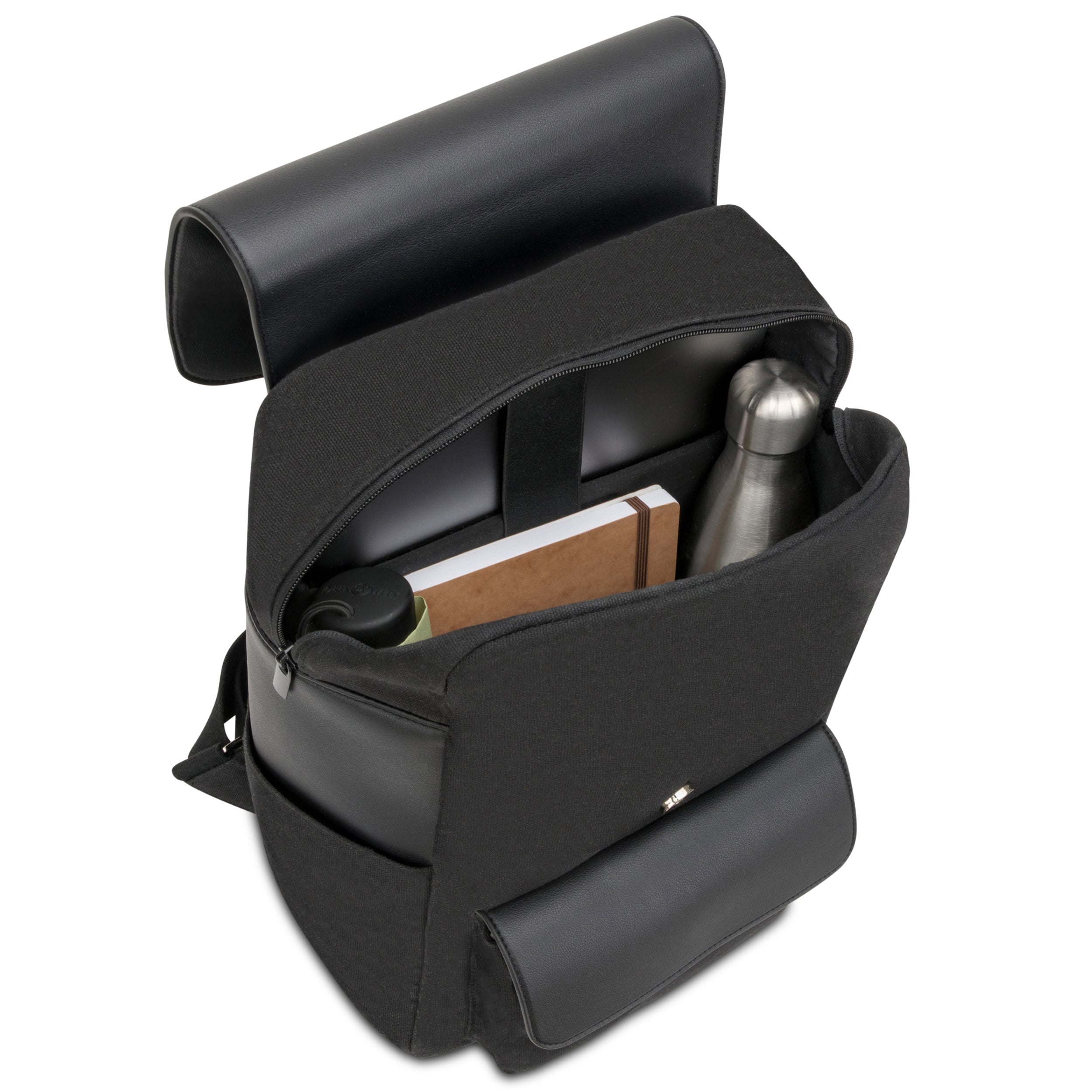Schwarzer Damen-Rucksack Ella aus Canvas und Leder mit geöffnetem Hauptfach, sichtbar Laptopfach, Notizbuch und Edelstahlflasche
