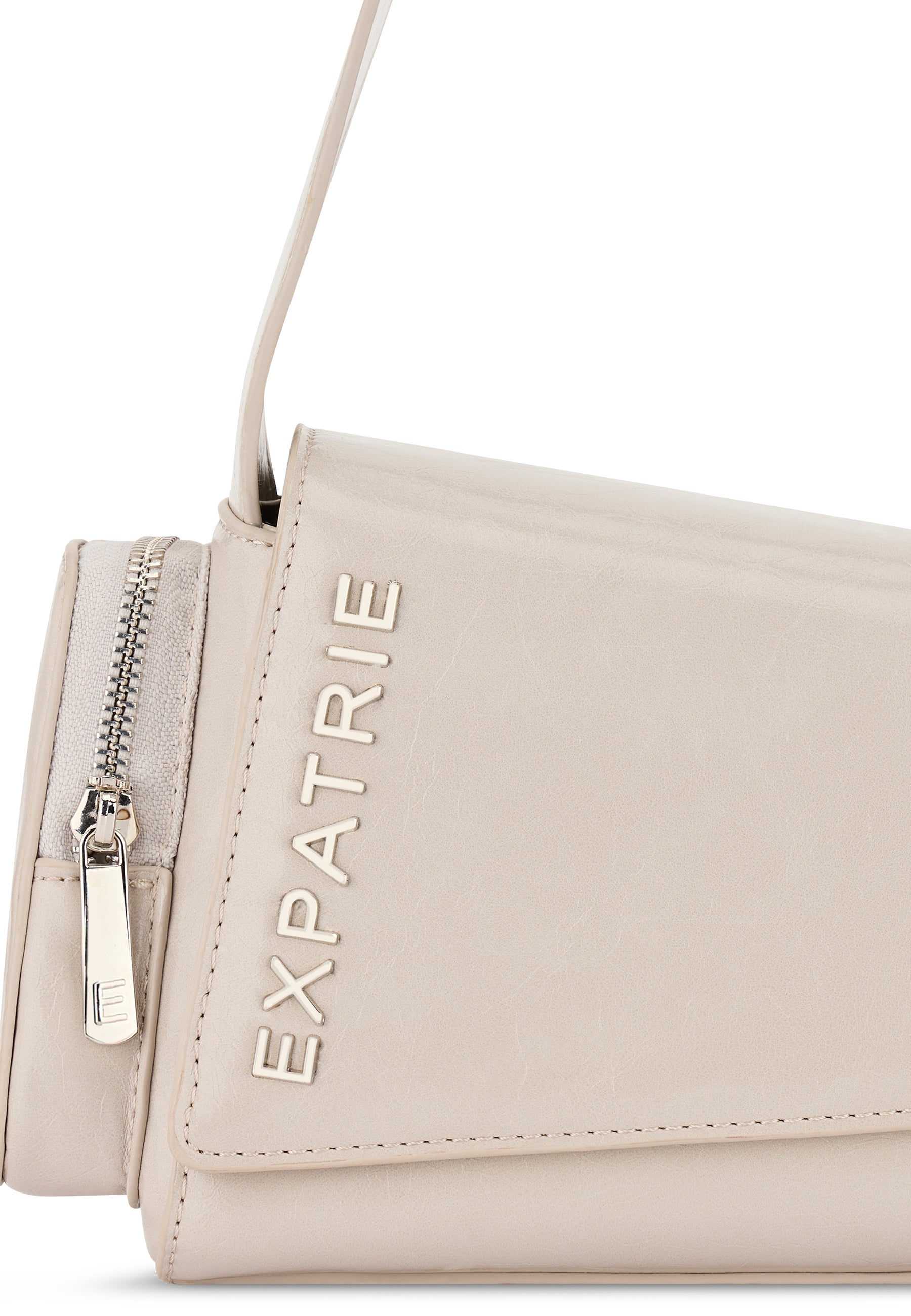Beigefarbene Handtasche 'GRACE' von Expatrié aus Leder mit aufgesetztem Logo und Reißverschluss seitlich