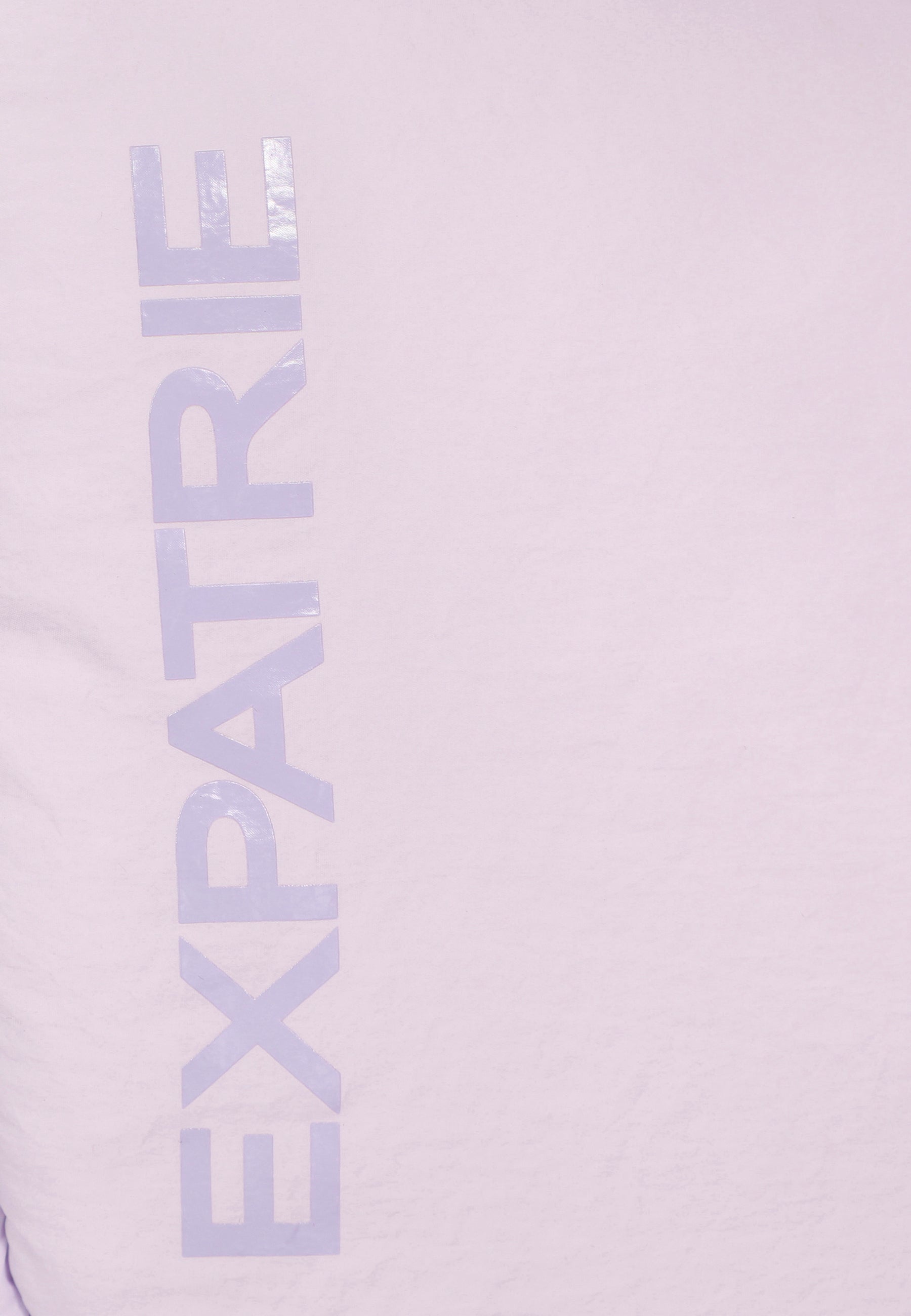 Fliederfarbene Shopper Tasche 'Poppy' von Expatrié mit vertikal gedrucktem Markenlogo