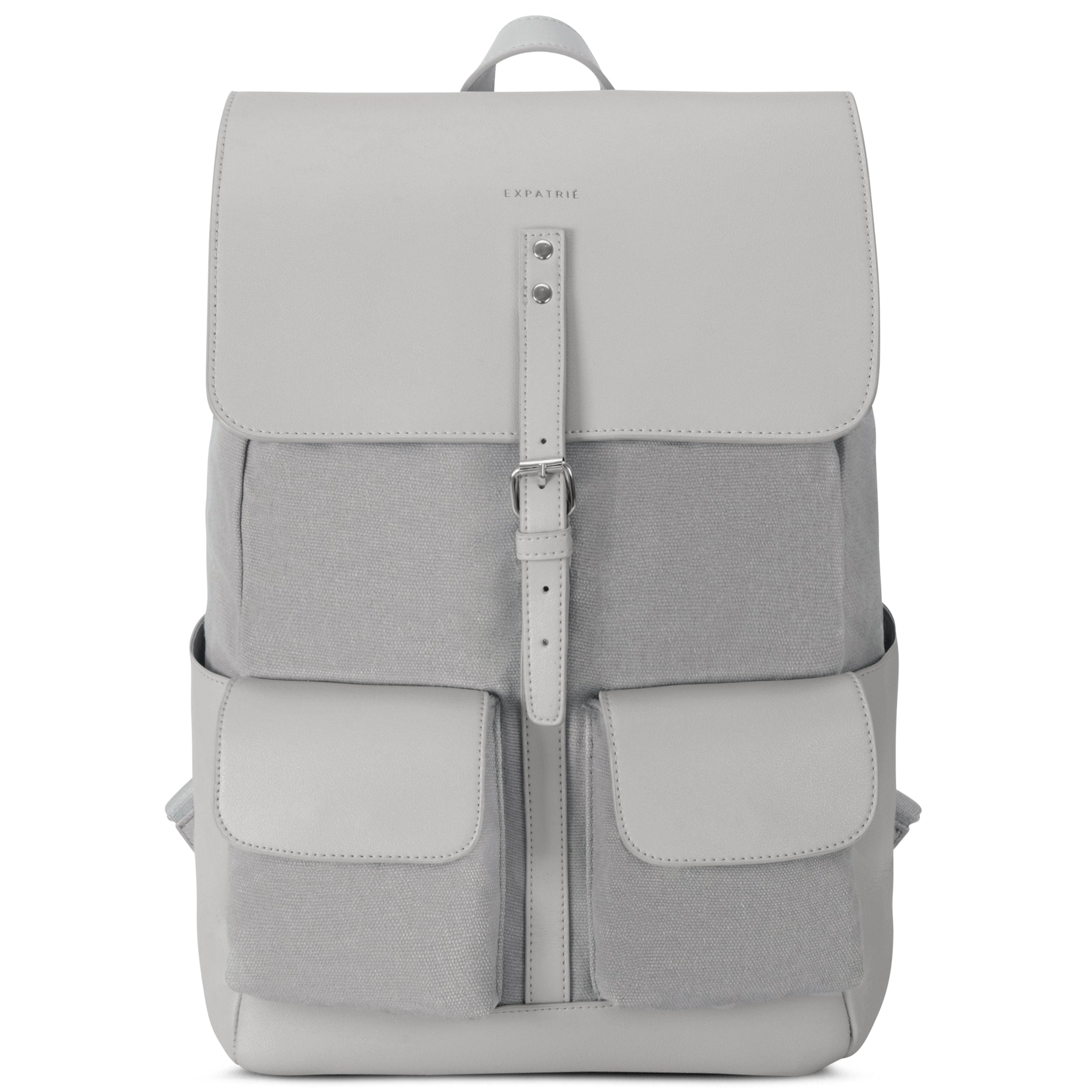 Hellgrauer Expatrié Rucksack Laurent mit Klappe und zwei vorderen Taschen aus Canvas und Leder